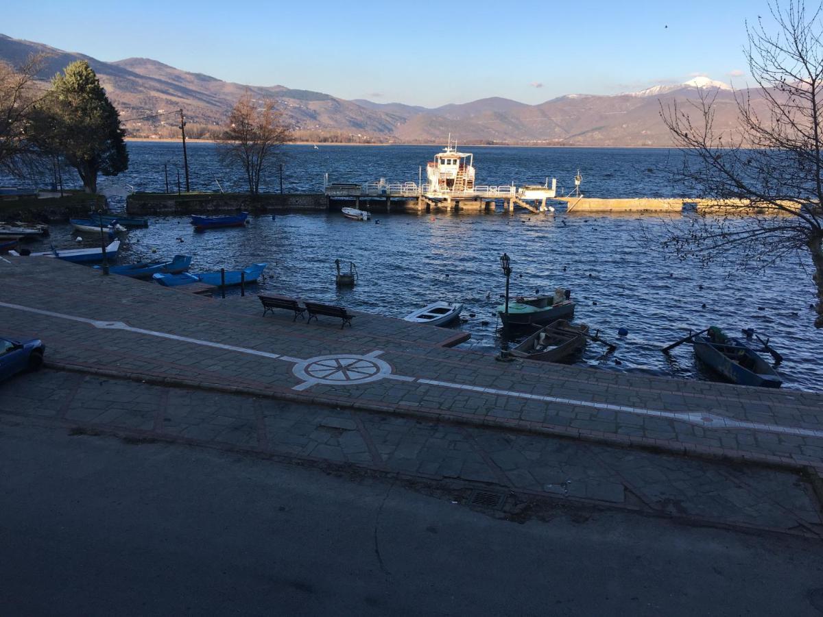Voria Paralia Castória Exterior foto